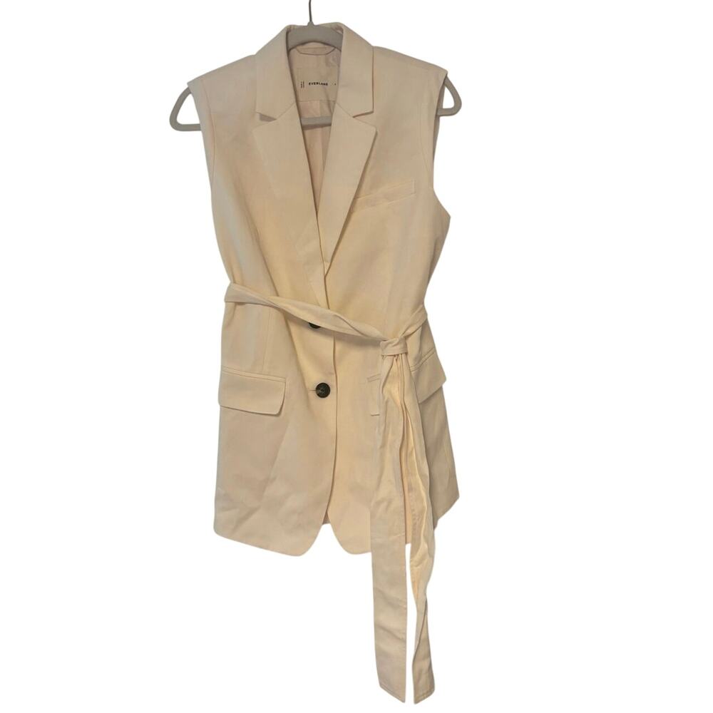 Worn once Everlane The Sleeveless Blazer in Buttersmooth In Bone Size 4 - Picture 4 of 8